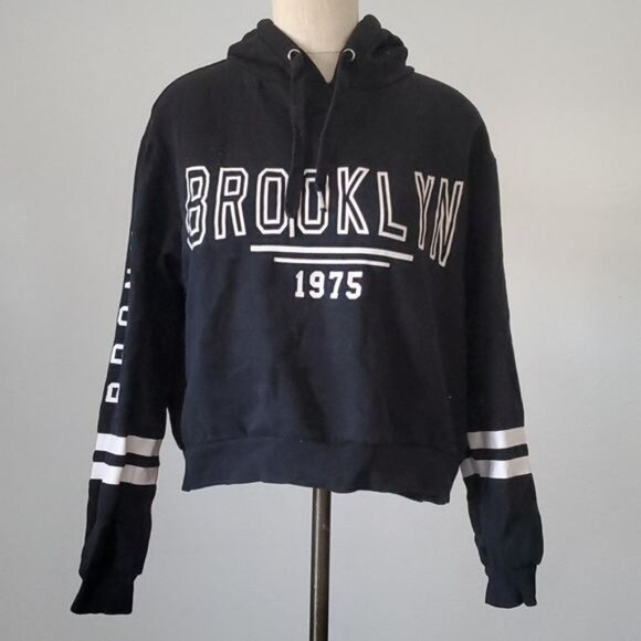 Divided H&M Cropped Crop Hoodie Hooded Sweatshirt Pullover Women's Woman's SMALL - Picture 10 of 11